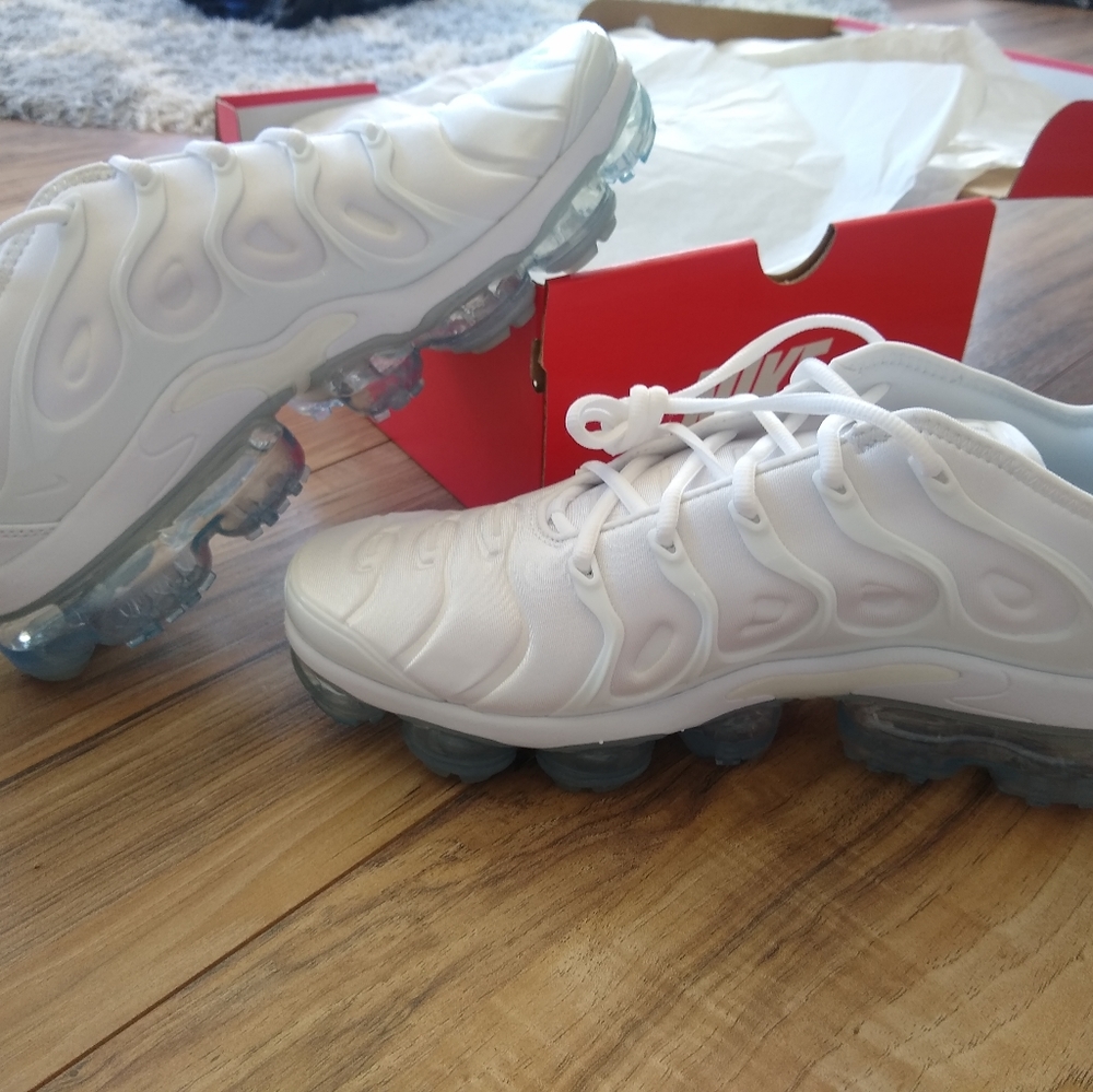 Nike Men's Air Vapormax plus white